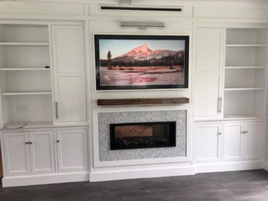Samsung-Frame-TV-with-Sonos-Beam-above-TV-7-1-1800x1350